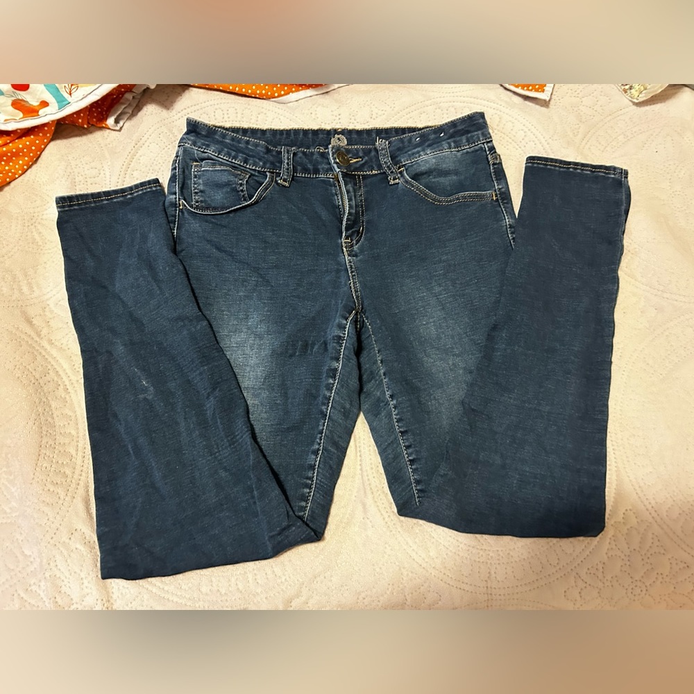 So jeggings (mid-rise)